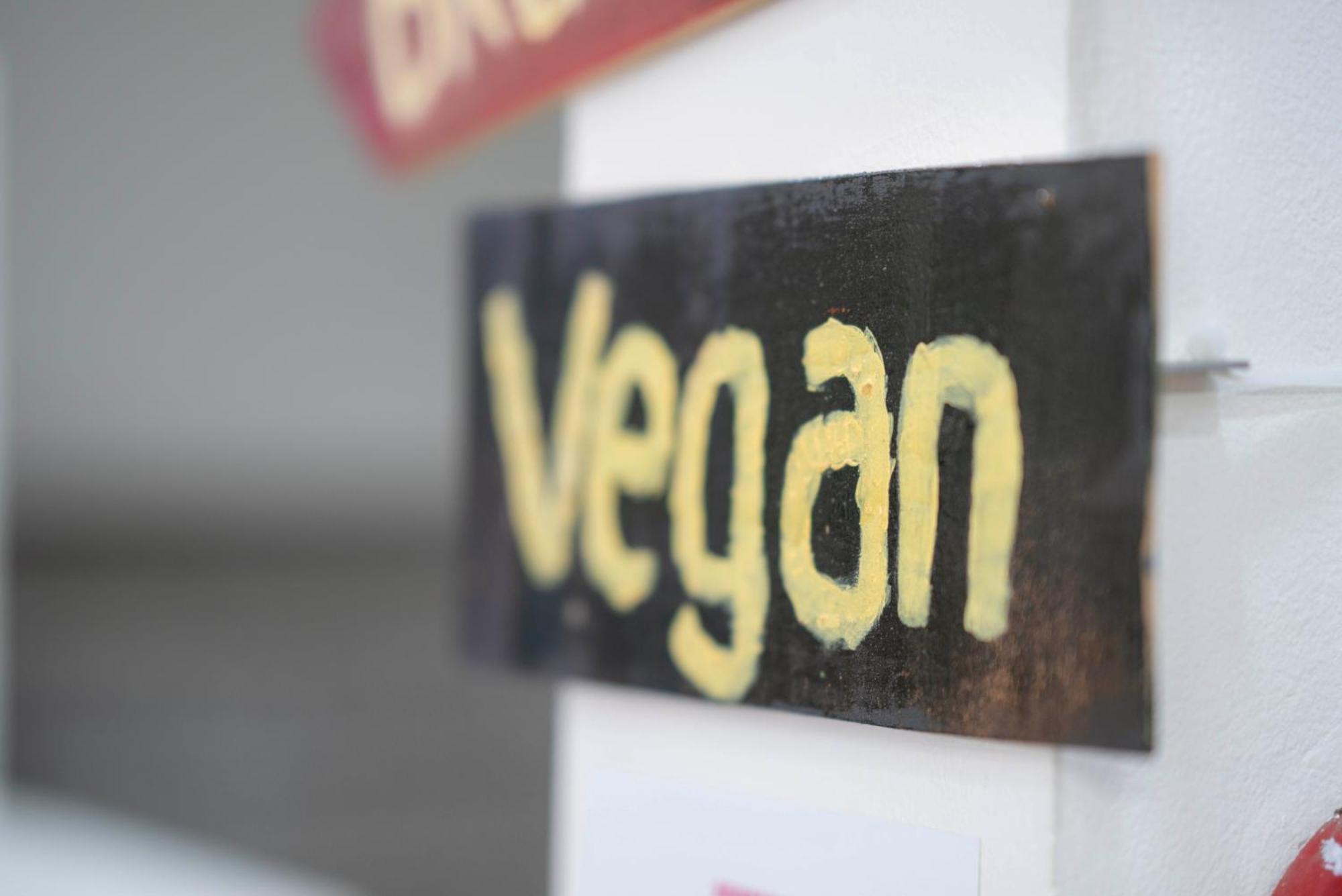Ha Long Fancy Hostel With Vegetarian And Vegan Restaurant Exterior photo