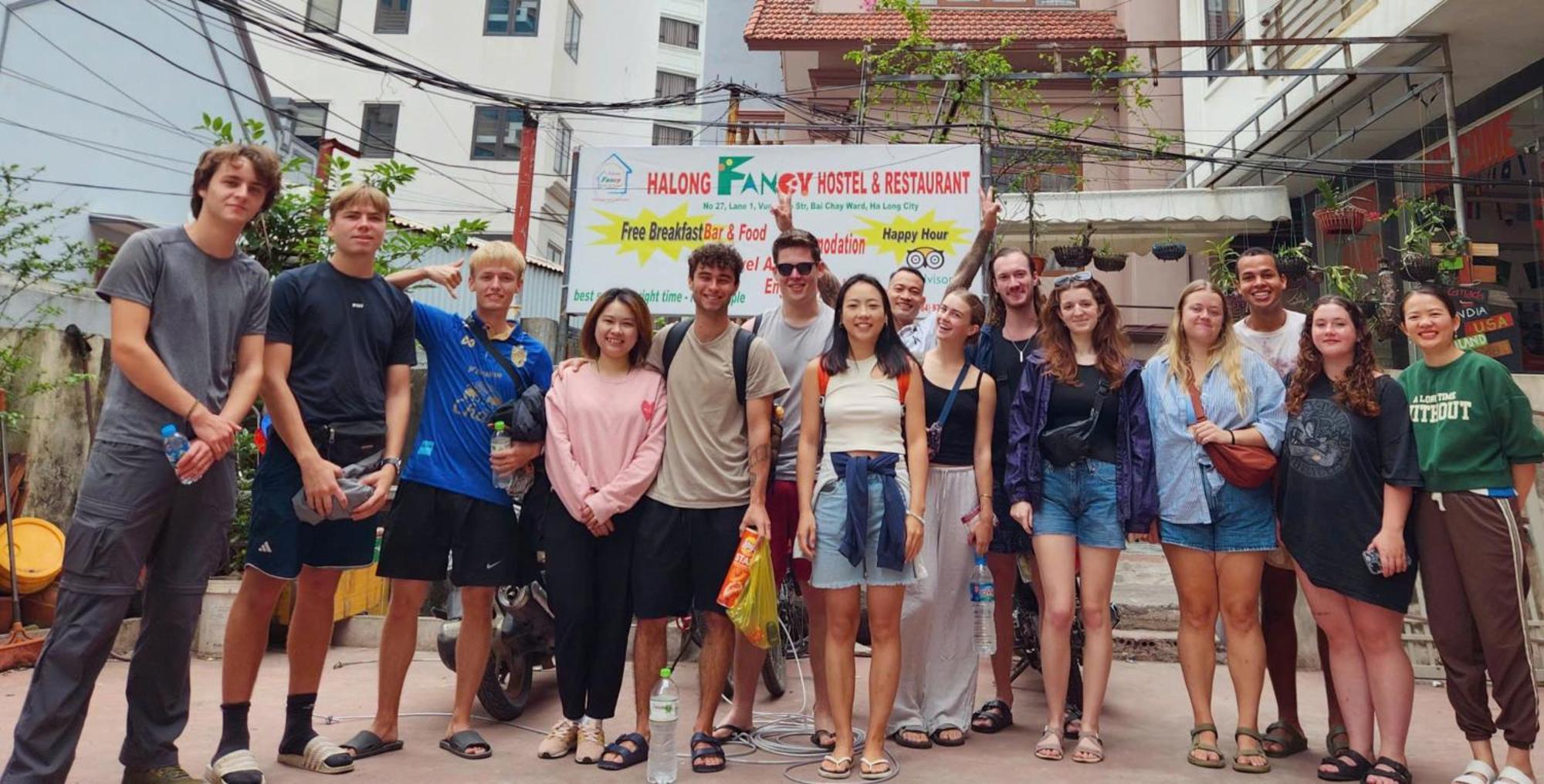 Ha Long Fancy Hostel With Vegetarian And Vegan Restaurant Exterior photo